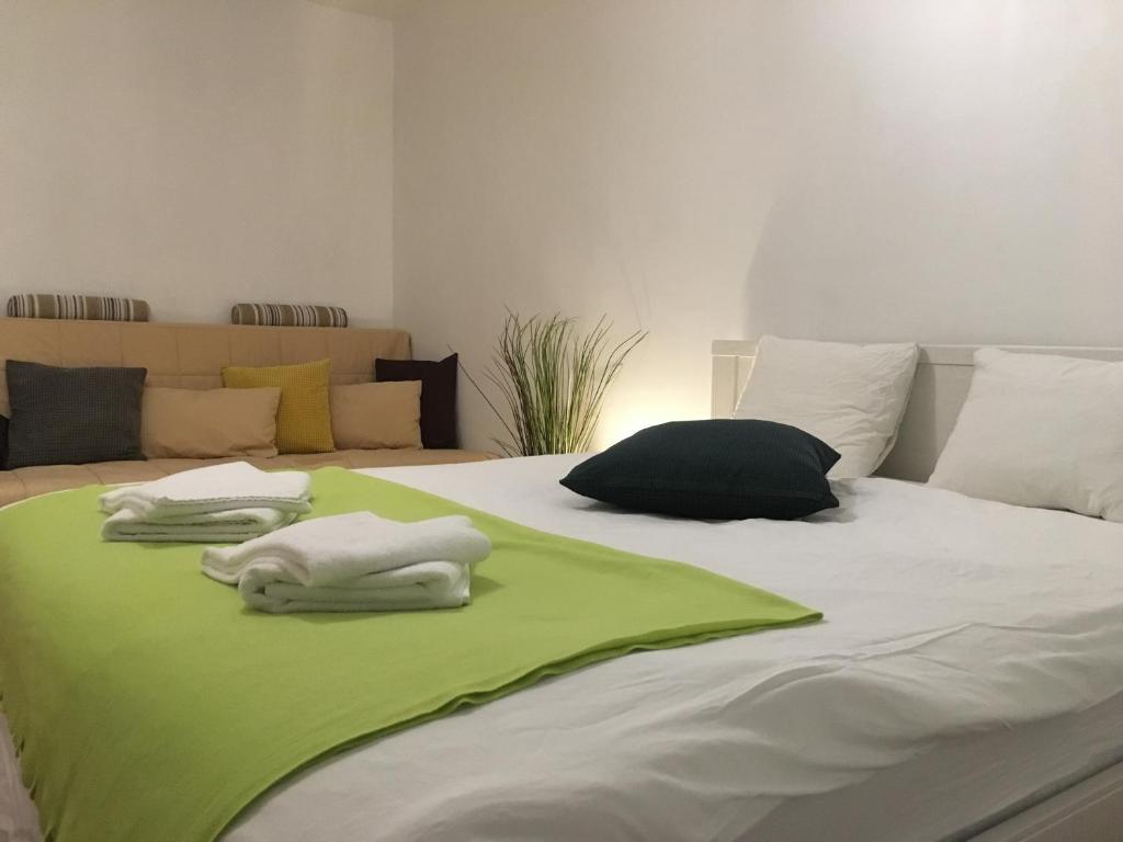 New Green Apartment Studio 1 Бухарест Экстерьер фото